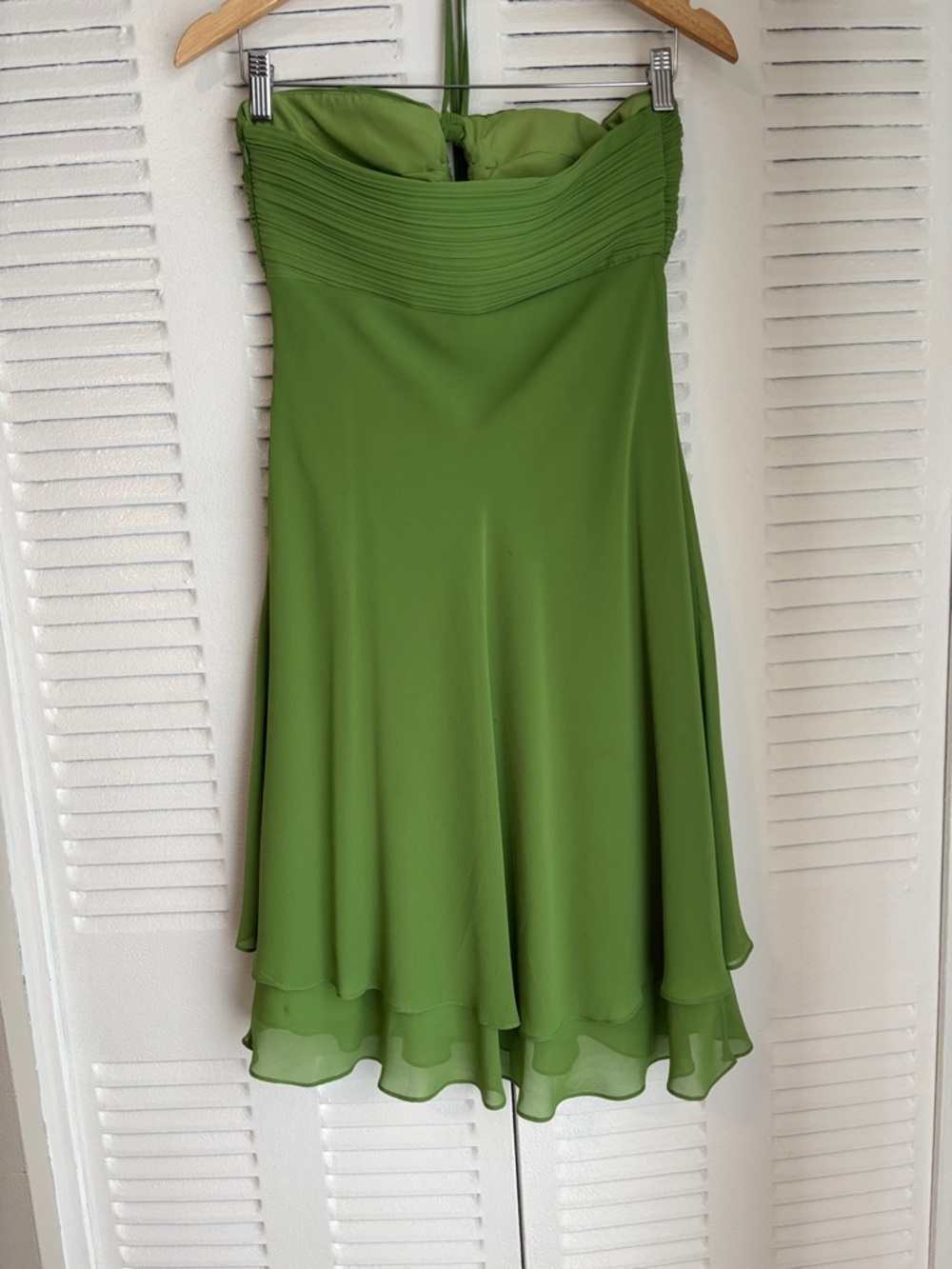 Joseph Ribkoff  Size 6 Green Halter Dress | Elegant Draped Chiffon Midi 💚 - Picture 6 of 12